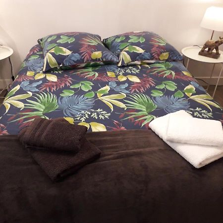 Chambre d'Hôtes - DOUCE NUI-THE Vernouillet  Extérieur photo