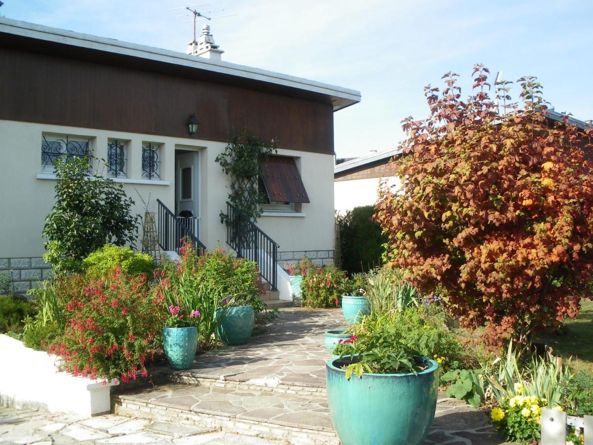 Chambre d'Hôtes - DOUCE NUI-THE Vernouillet  Extérieur photo
