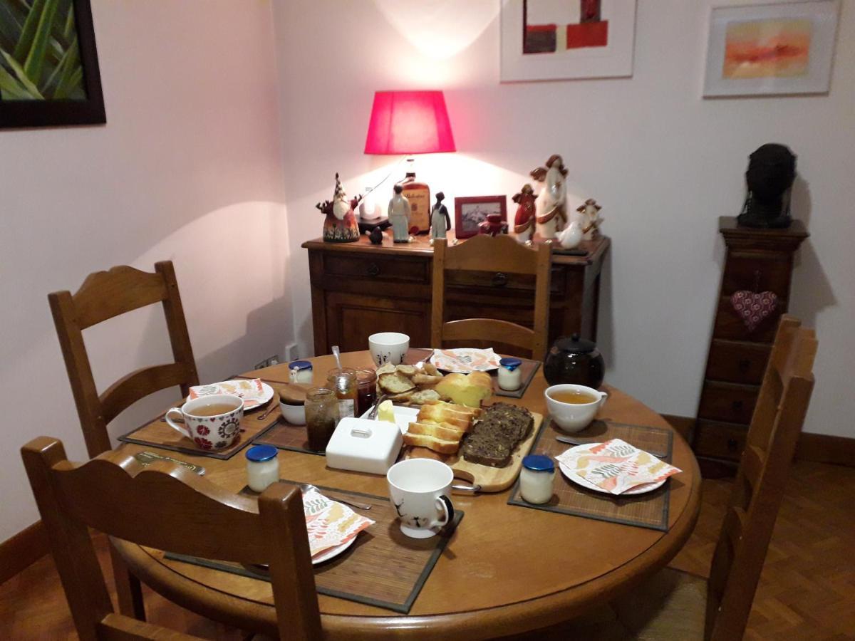 Chambre d'Hôtes - DOUCE NUI-THE Vernouillet  Extérieur photo